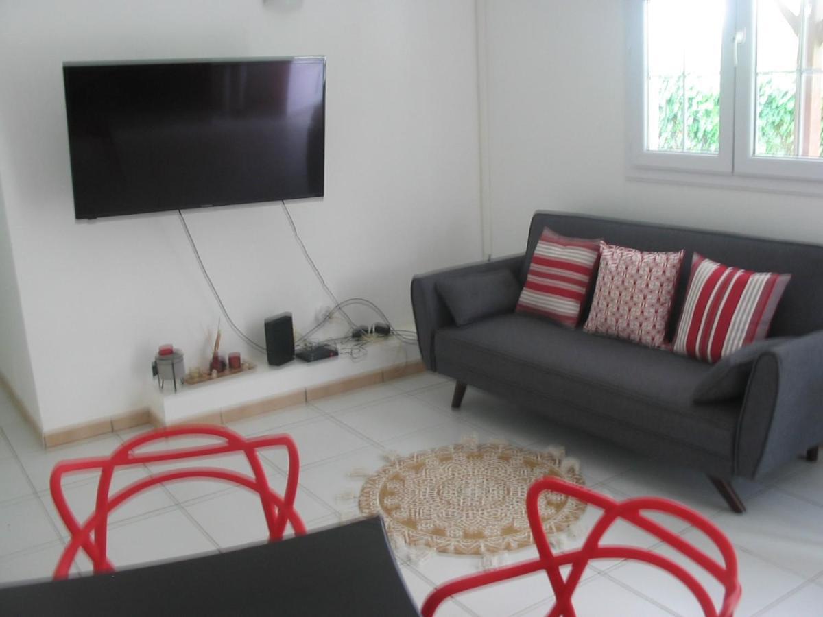 Petit Paradis Apartment Morne la Valeur Exterior photo
